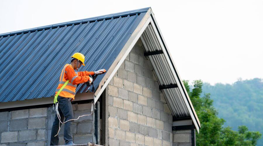 Professional gutter cleaning in East Fairfield, VT